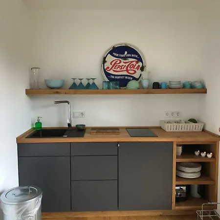 Ferienhaus Poppenhausen شقة *